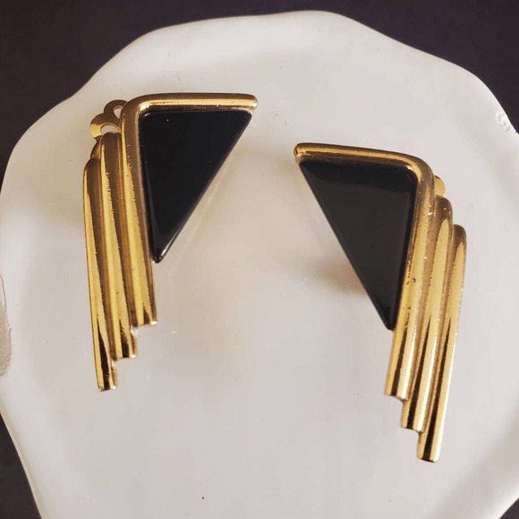 VTG Givenchy Triangle Clip On Earrings Gold Plate with‎ Black Enamel Signed - Picture 3 of 6